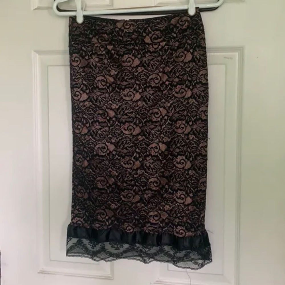 Forever 21 Lace Skirt